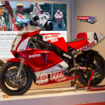ロータリーエンジンのバイク「ノートン」のマン島シニアTT優勝とマツダREルマン優勝の共通点は？【RE追っかけ記-15】 - 1992-Senior-TT-Carl-Fogarty-Yamaha-OWO1-1024x960
