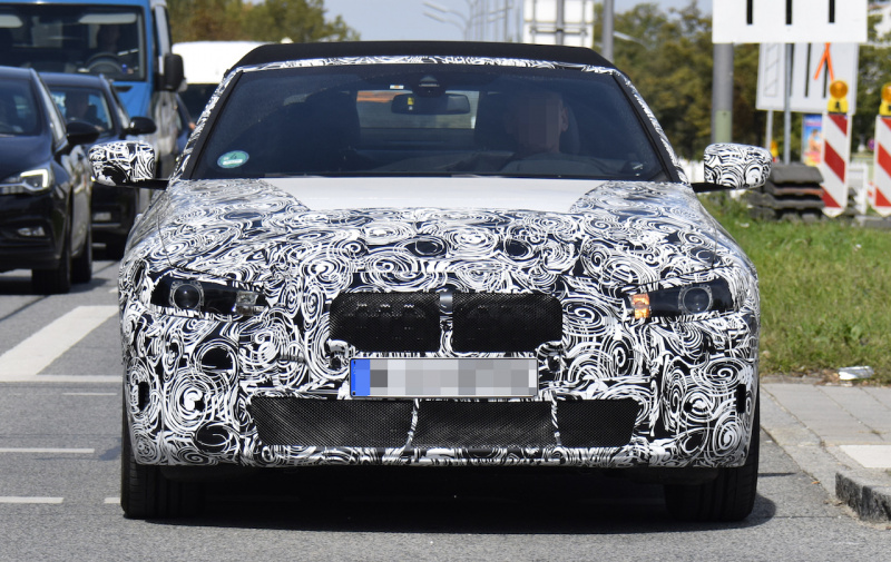 「伝統のソフトトップ採用！「BMW・4シリーズ カブリオレ」はフルチェンジで直3も設定」の1枚目の画像