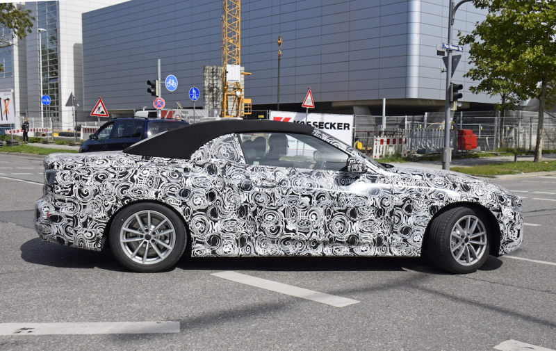 「伝統のソフトトップ採用！「BMW・4シリーズ カブリオレ」はフルチェンジで直3も設定」の9枚目の画像
