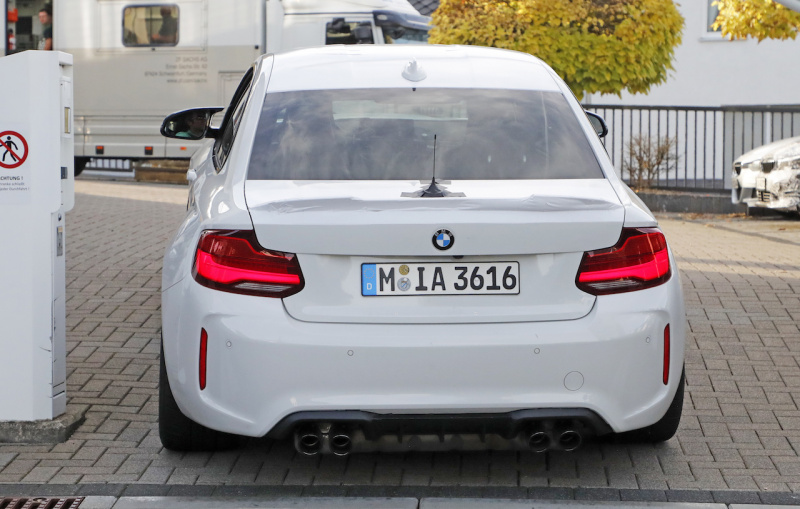 「BMW伝説の「CSL」が復活か？ M2に最強モデル発売へ」の13枚目の画像