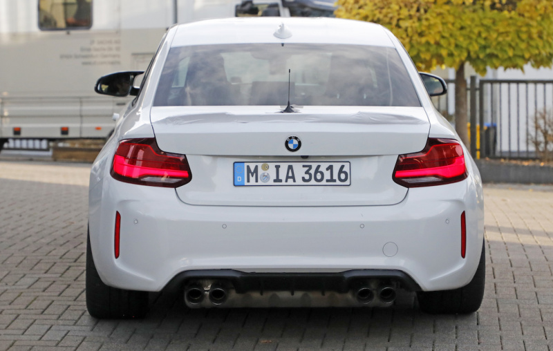 「BMW伝説の「CSL」が復活か？ M2に最強モデル発売へ」の14枚目の画像