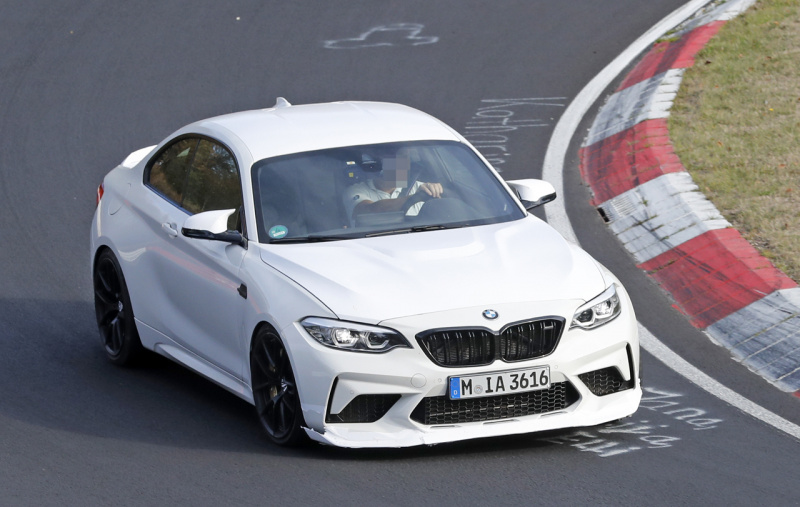 「BMW伝説の「CSL」が復活か？ M2に最強モデル発売へ」の2枚目の画像