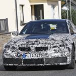 「新型BMW・M3市販型プロトタイプをついにスクープ！最高出力は500馬力へ」の1枚目の画像ギャラリーへのリンク