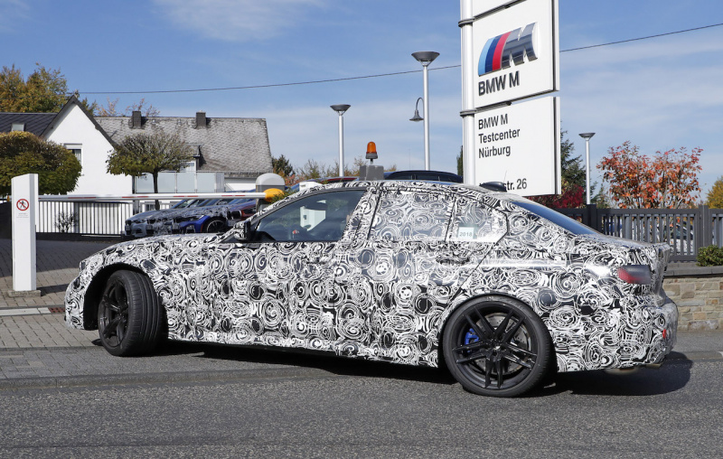 「新型BMW・M3市販型プロトタイプをついにスクープ！最高出力は500馬力へ」の7枚目の画像