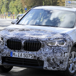ここが変わった！ BMW X1改良型プロトタイプを初キャッチ - Spy-Photo