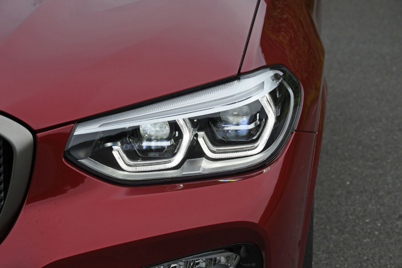 「【BMW X4・試乗】よりスタイリッシュなエクステリアを得た2代目モデル」の4枚目の画像