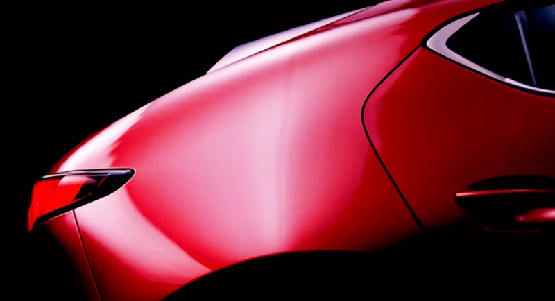 「11月発表予定の「あのクルマ」？ マツダが新型車の発売予告動画を公開」の1枚目の画像