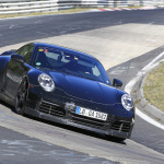 「新型ポルシェ・911 GT3がニュルで全開テスト。ターボではなく自然吸気エンジンを搭載か」の2枚目の画像ギャラリーへのリンク