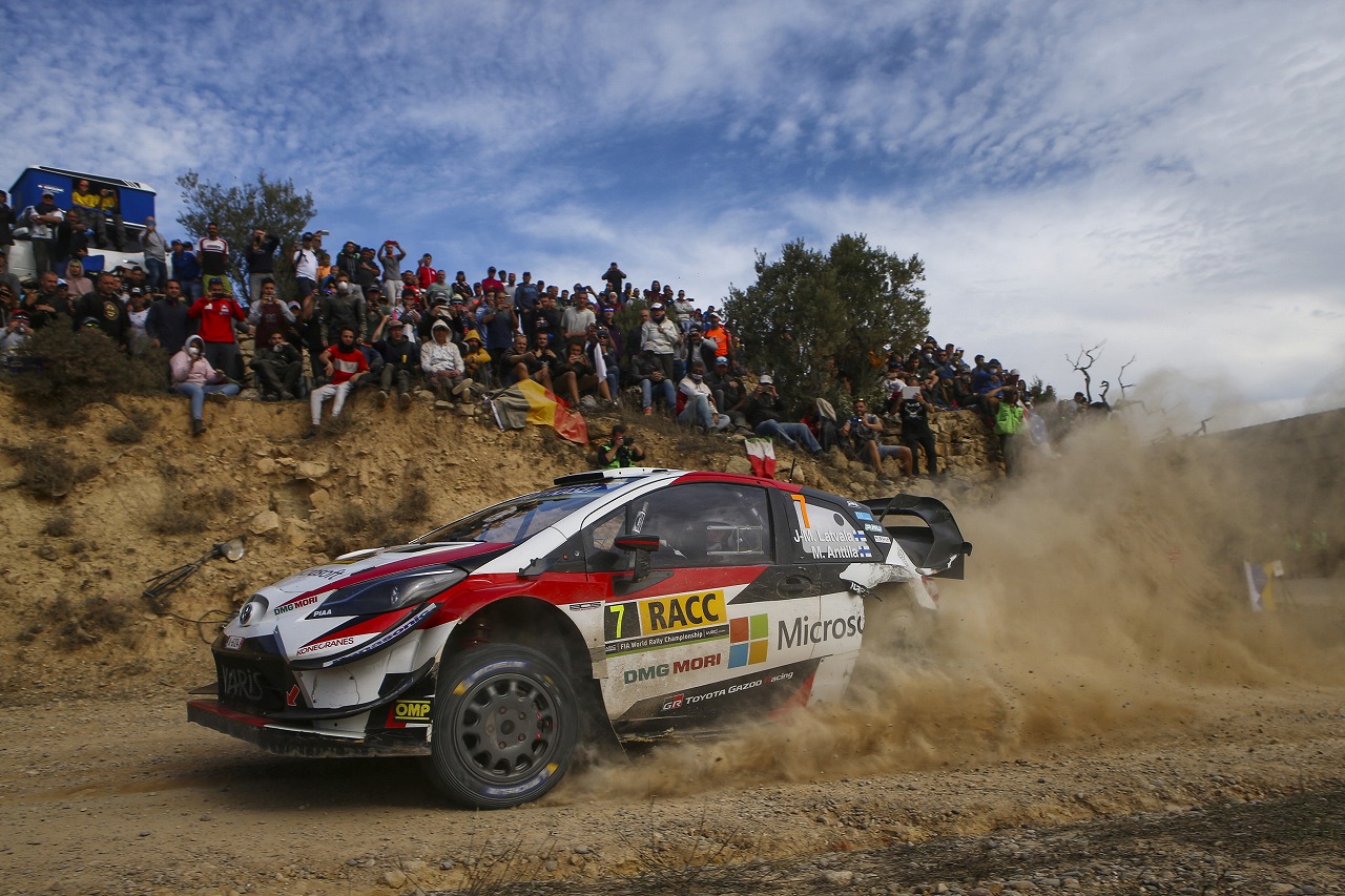 「トヨタ・ヤリス＆オット・タナク、逆転チャンピオンを目指して首位激走！【WRC ラリースペイン・デイ1,2】」の9枚目の画像