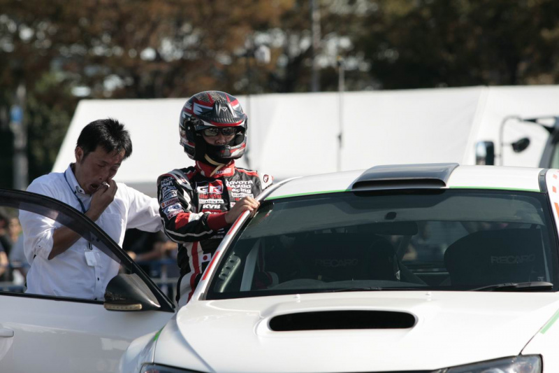 「【東京モーターフェス2018】WRC最強マシン・ヤリスが衝撃のデモラン。ドライバーはもちろん、あの人！」の11枚目の画像