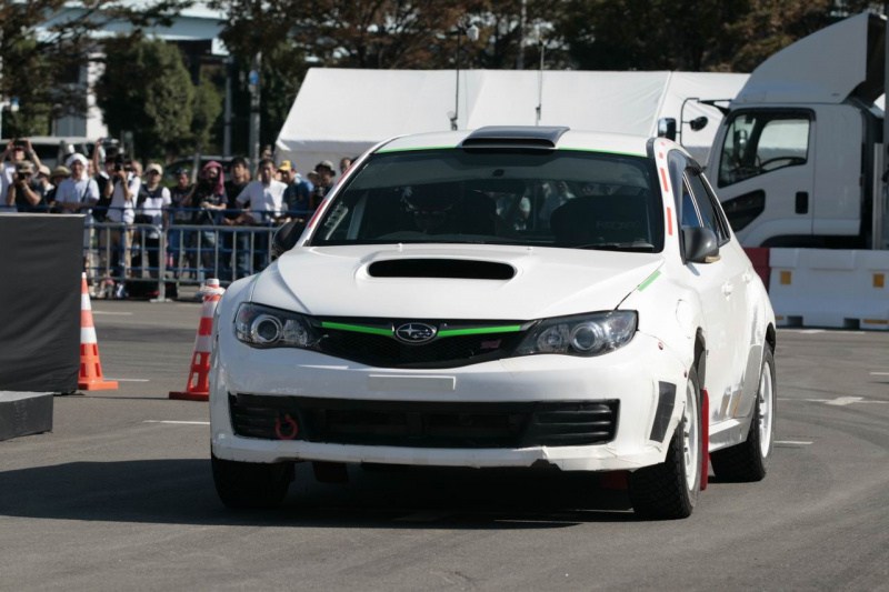 「【東京モーターフェス2018】WRC最強マシン・ヤリスが衝撃のデモラン。ドライバーはもちろん、あの人！」の12枚目の画像
