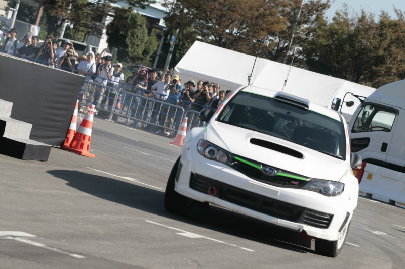 「【東京モーターフェス2018】WRC最強マシン・ヤリスが衝撃のデモラン。ドライバーはもちろん、あの人！」の13枚目の画像
