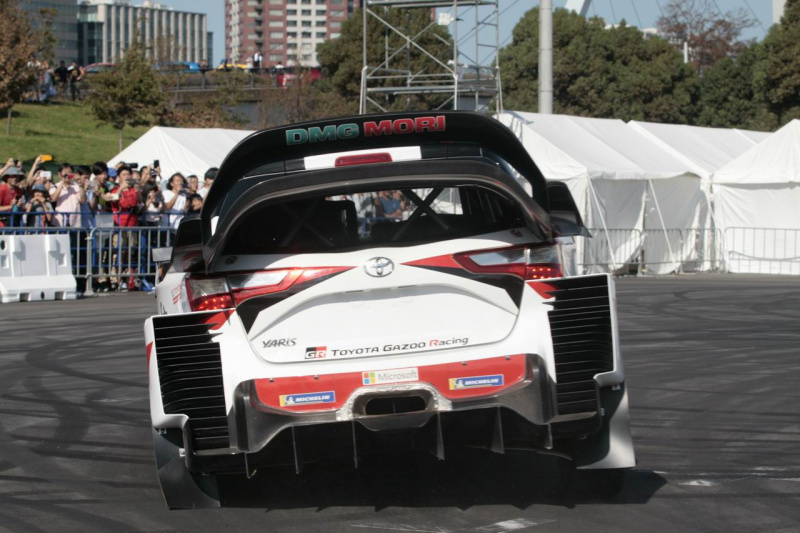 「【東京モーターフェス2018】WRC最強マシン・ヤリスが衝撃のデモラン。ドライバーはもちろん、あの人！」の18枚目の画像