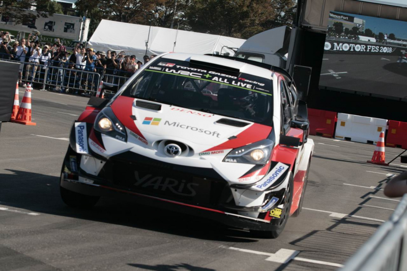「【東京モーターフェス2018】WRC最強マシン・ヤリスが衝撃のデモラン。ドライバーはもちろん、あの人！」の19枚目の画像