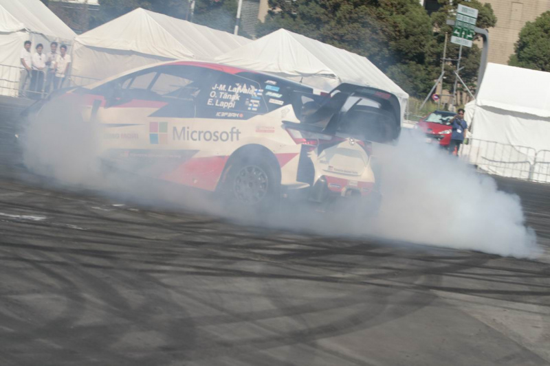 「【東京モーターフェス2018】WRC最強マシン・ヤリスが衝撃のデモラン。ドライバーはもちろん、あの人！」の24枚目の画像