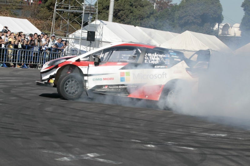「【東京モーターフェス2018】WRC最強マシン・ヤリスが衝撃のデモラン。ドライバーはもちろん、あの人！」の26枚目の画像