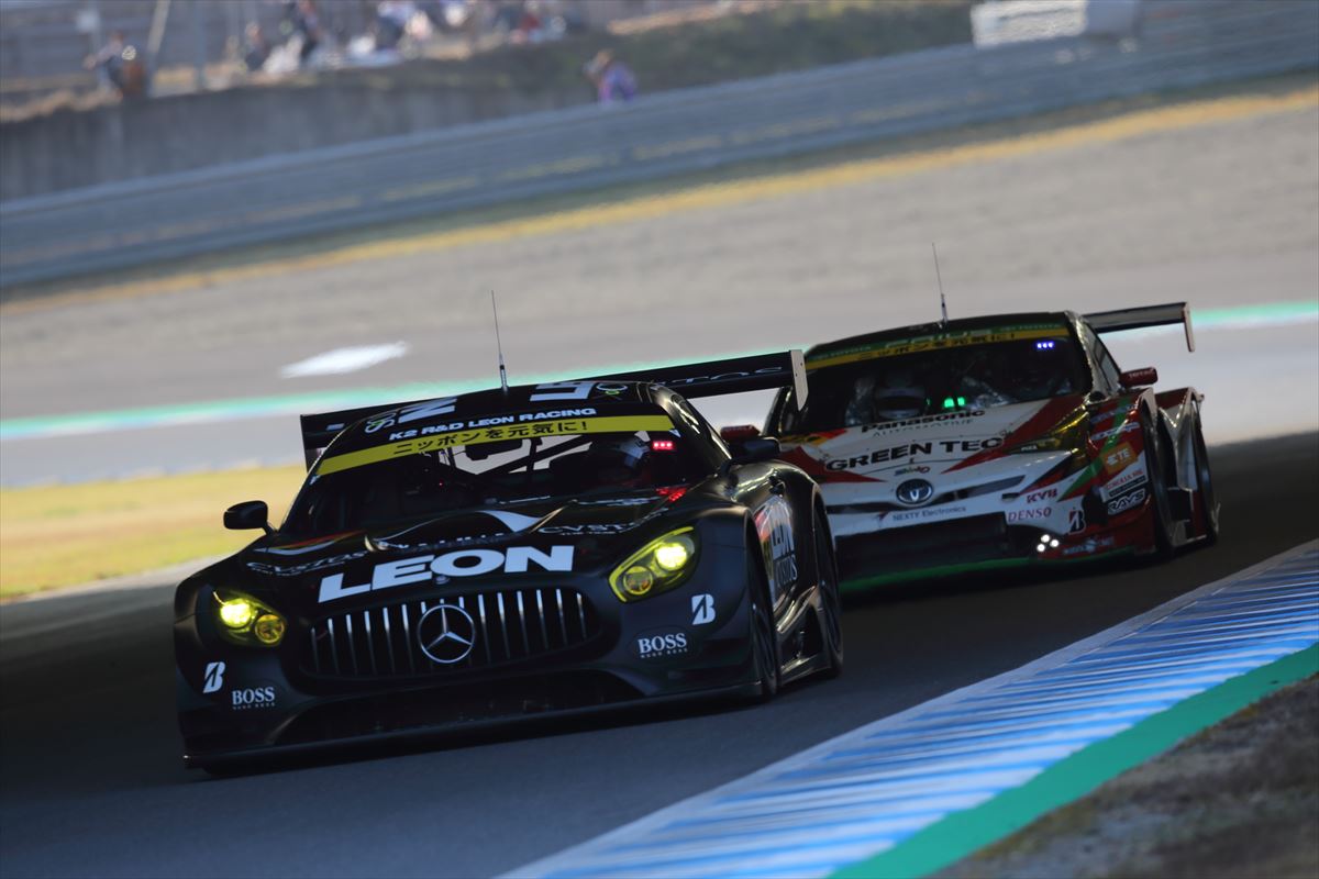 SUPER GT2018】最終戦もてぎ、GT300クラスのLEON CVSTOS AMGが優勝で