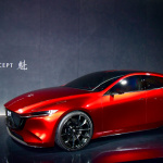 「深化した「魂動デザイン」と「SKYACTIV-X」が注目の新型Mazda3（アクセラ）を披露へ【ロサンゼルス自動車ショー2018】」の4枚目の画像ギャラリーへのリンク