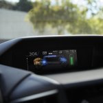 【週刊クルマのミライ】スバル初のプラグインハイブリッドに漂うプリウス感。電動エアコンを採用か？ - 2019 Crosstrek Hybrid interior3