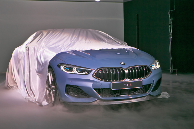 「新次元のラグジュリークーペ・BMW 8シリーズが約20年ぶりに復活！」の1枚目の画像