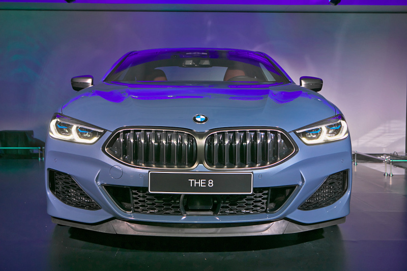 「新次元のラグジュリークーペ・BMW 8シリーズが約20年ぶりに復活！」の5枚目の画像