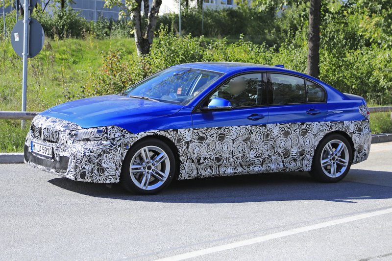 「日本市場への投入はあるか？ BMW最小セダン、改良型はグローバルモデルに」の4枚目の画像