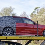 「BMW伝統の「アレ」が消えた!?  新型3シリーズツーリング、謎のカモフラージュ姿をキャッチ」の11枚目の画像ギャラリーへのリンク