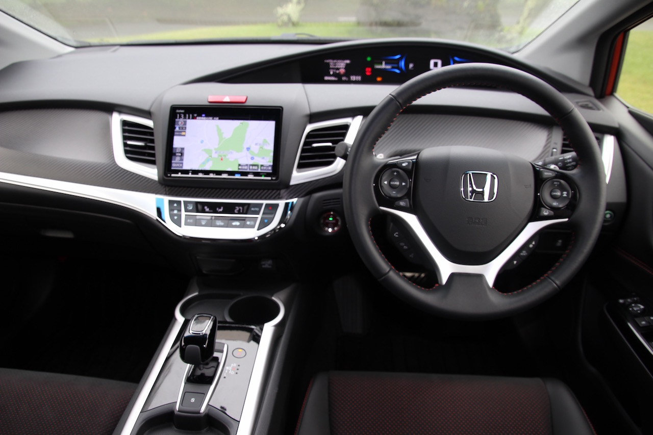 ホンダ ジェイドrs 試乗 ハイブリッド仕様の走りの美点と課題とは Clicccar Com