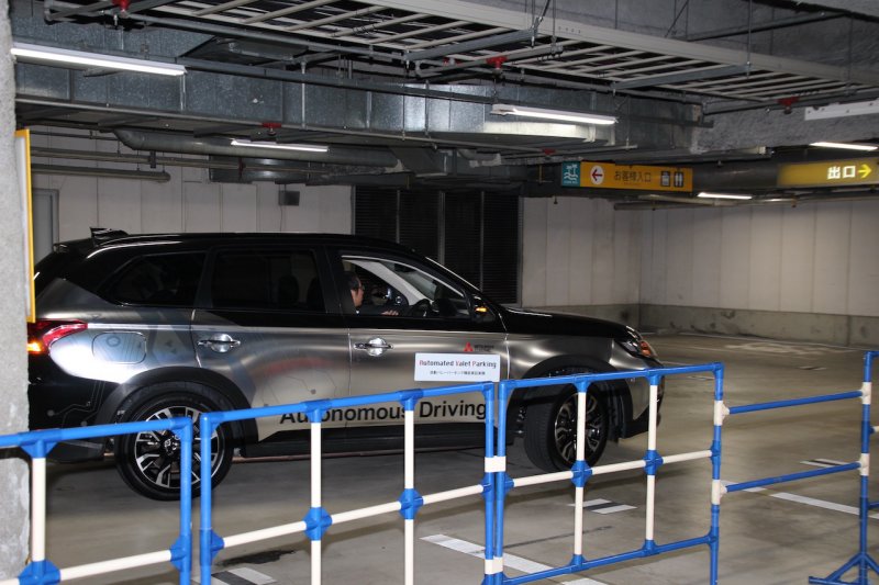 「自動運転の「レベル4」に相当する完全自動駐車「バレーパーキングシステム」とは？」の13枚目の画像