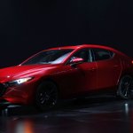 新型マツダ・アクセラの市販モデルは、噂通りの量産車世界初「SKYACTIV-X」エンジンを搭載！ - MAZDA3-01_073