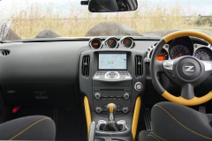 国産スペシャリティカーを保有するとどんな満足感を得られるのか フェアレディz ヘリテージエディション試乗 前編 Clicccar Com