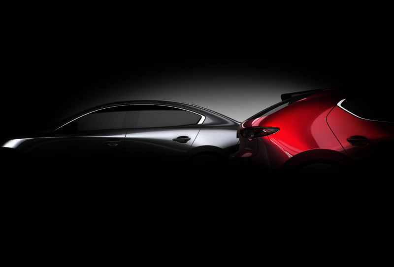 「深化した「魂動デザイン」と「SKYACTIV-X」が注目の新型Mazda3（アクセラ）を披露へ【ロサンゼルス自動車ショー2018】」の1枚目の画像