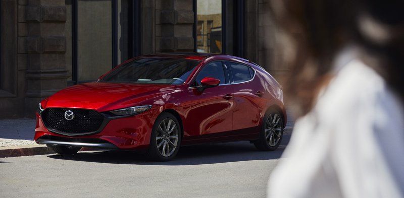 「【ロサンゼルスオートショー2018】新型Mazda3がワールドプレミア。深化した「魂動デザイン」と「SKYACTIV-VEHICLE ARCHITECTURE」の走りが注目」の2枚目の画像
