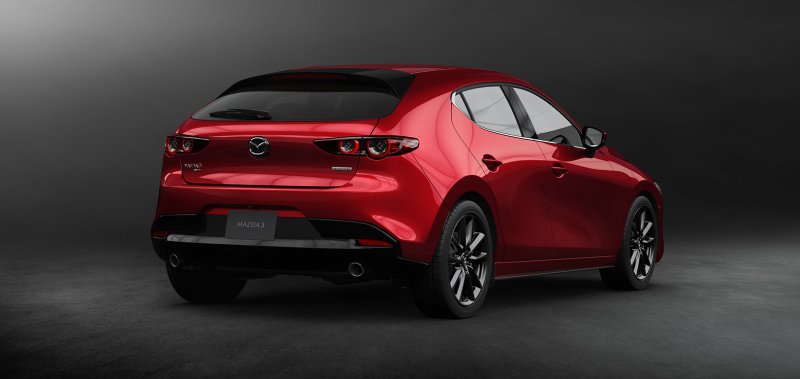 「【ロサンゼルスオートショー2018】新型Mazda3がワールドプレミア。深化した「魂動デザイン」と「SKYACTIV-VEHICLE ARCHITECTURE」の走りが注目」の8枚目の画像