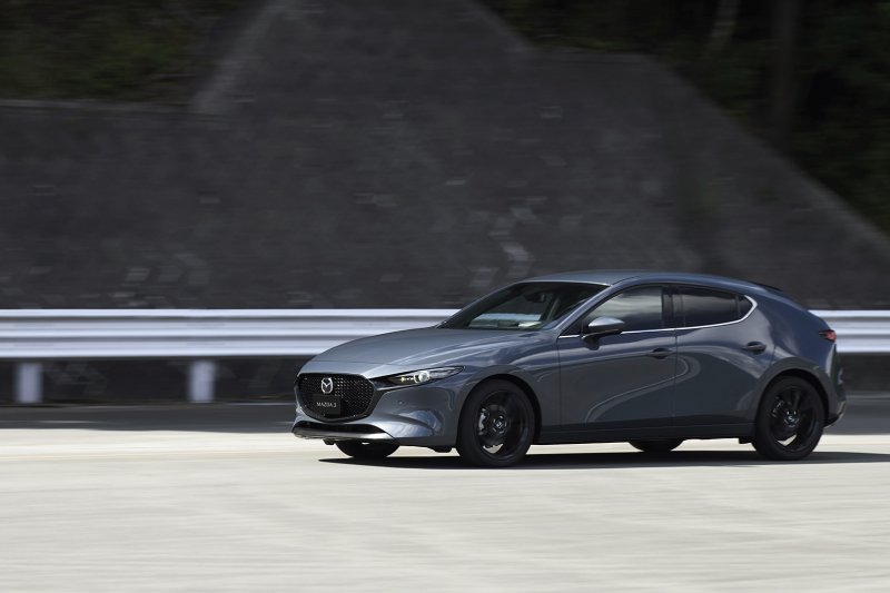 「【ロサンゼルスオートショー2018】新型Mazda3がワールドプレミア。深化した「魂動デザイン」と「SKYACTIV-VEHICLE ARCHITECTURE」の走りが注目」の12枚目の画像