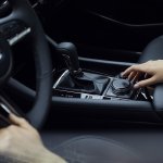 「【ロサンゼルスオートショー2018】新型Mazda3がワールドプレミア。深化した「魂動デザイン」と「SKYACTIV-VEHICLE ARCHITECTURE」の走りが注目」の14枚目の画像ギャラリーへのリンク