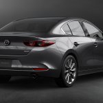 「【ロサンゼルスオートショー2018】新型Mazda3がワールドプレミア。深化した「魂動デザイン」と「SKYACTIV-VEHICLE ARCHITECTURE」の走りが注目」の23枚目の画像ギャラリーへのリンク