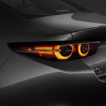 「【ロサンゼルスオートショー2018】新型Mazda3がワールドプレミア。深化した「魂動デザイン」と「SKYACTIV-VEHICLE ARCHITECTURE」の走りが注目」の24枚目の画像ギャラリーへのリンク