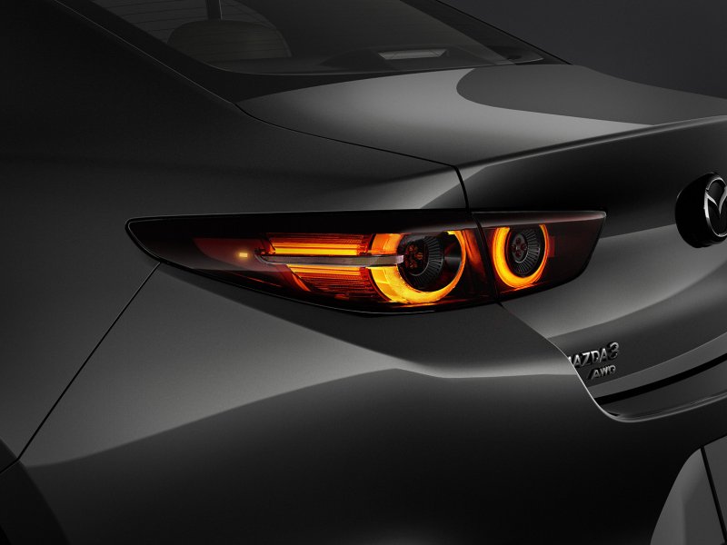 「【ロサンゼルスオートショー2018】新型Mazda3がワールドプレミア。深化した「魂動デザイン」と「SKYACTIV-VEHICLE ARCHITECTURE」の走りが注目」の24枚目の画像