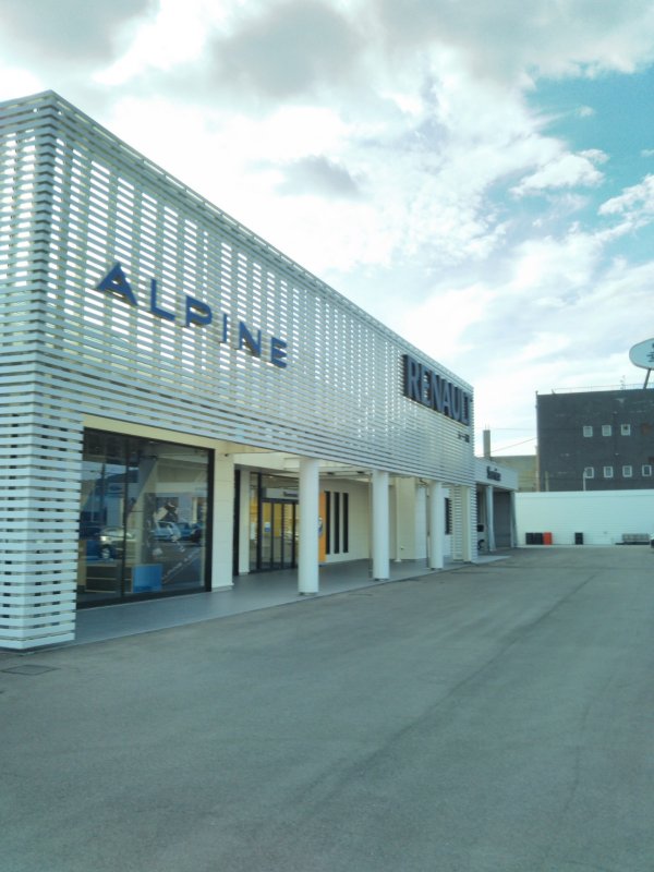 「【新車】新型アルピーヌ・A110のカタログモデルの販売がスタート。全国に正規販売店が順次オープン」の11枚目の画像