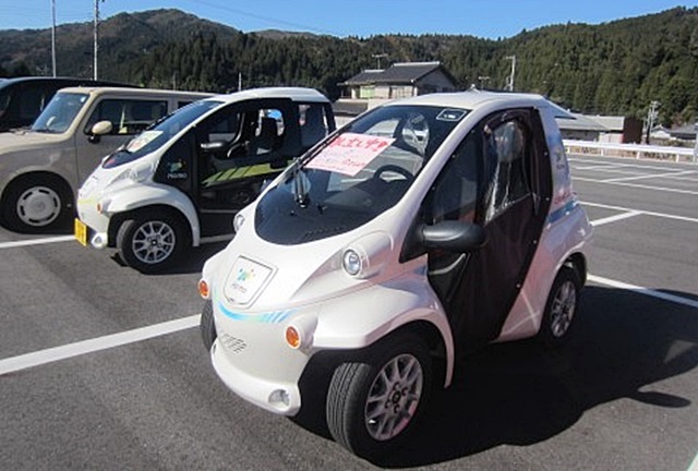 「紅葉の中を超小型EV「ハーモ」でドライブできるイベントが愛知県で開催中」の3枚目の画像