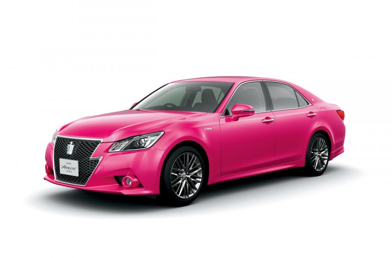 「【幻の限定車、中古車で今いくら？】ピンク色は安いという常識を覆したトヨタ・クラウン“Re BORN PINK”の市場価格をチェック」の1枚目の画像