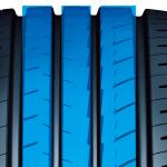【横浜ゴム・BluEarth-GT AE51発売】アドバンシリーズに迫る高性能ブルーアースが登場 - トリプルセンターリブ