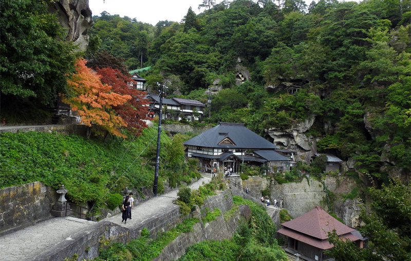 山寺 こと立石寺の駐車場事情と奥之院登拝 山形 車中泊女子の全国縦断記 Clicccar Com