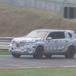 【動画】メルセデス・ベンツの旗艦SUV・新型「GLS」が480馬力V8を引っさげ豪雪からニュルまで走行テスト - スクリーンショット 2018-12-09 13.55.54