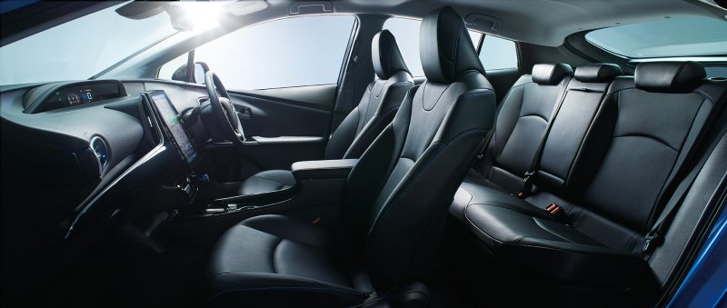 「【新車】トヨタ・プリウスがマイナーチェンジ。内・外装を一新し、安全装備もアップデート」の17枚目の画像