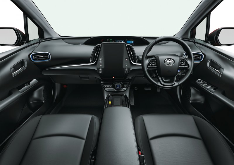 「【新車】トヨタ・プリウスがマイナーチェンジ。内・外装を一新し、安全装備もアップデート」の13枚目の画像
