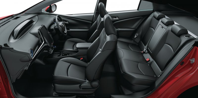 「【新車】トヨタ・プリウスがマイナーチェンジ。内・外装を一新し、安全装備もアップデート」の14枚目の画像