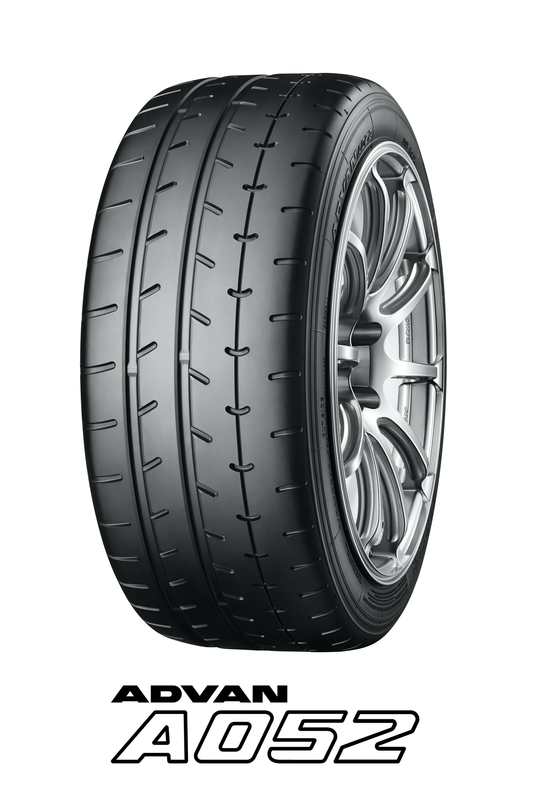 tr001 2 画像 アドバン最速のストリートスポーツタイヤ Advan A052 にコンパクトカー向きのサイズなどを追加 Clicccar Com