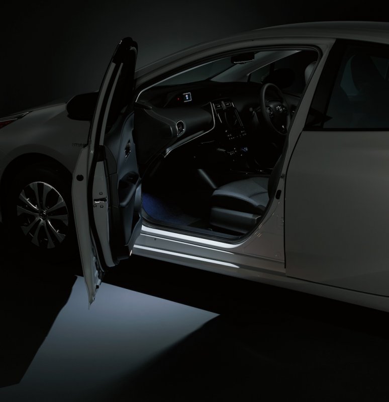 「【新車】モデリスタが新型トヨタ・プリウスに「ICONIC STYLE」「ELEGANT ICE STYLE」の2つのエアロキットを設定」の16枚目の画像